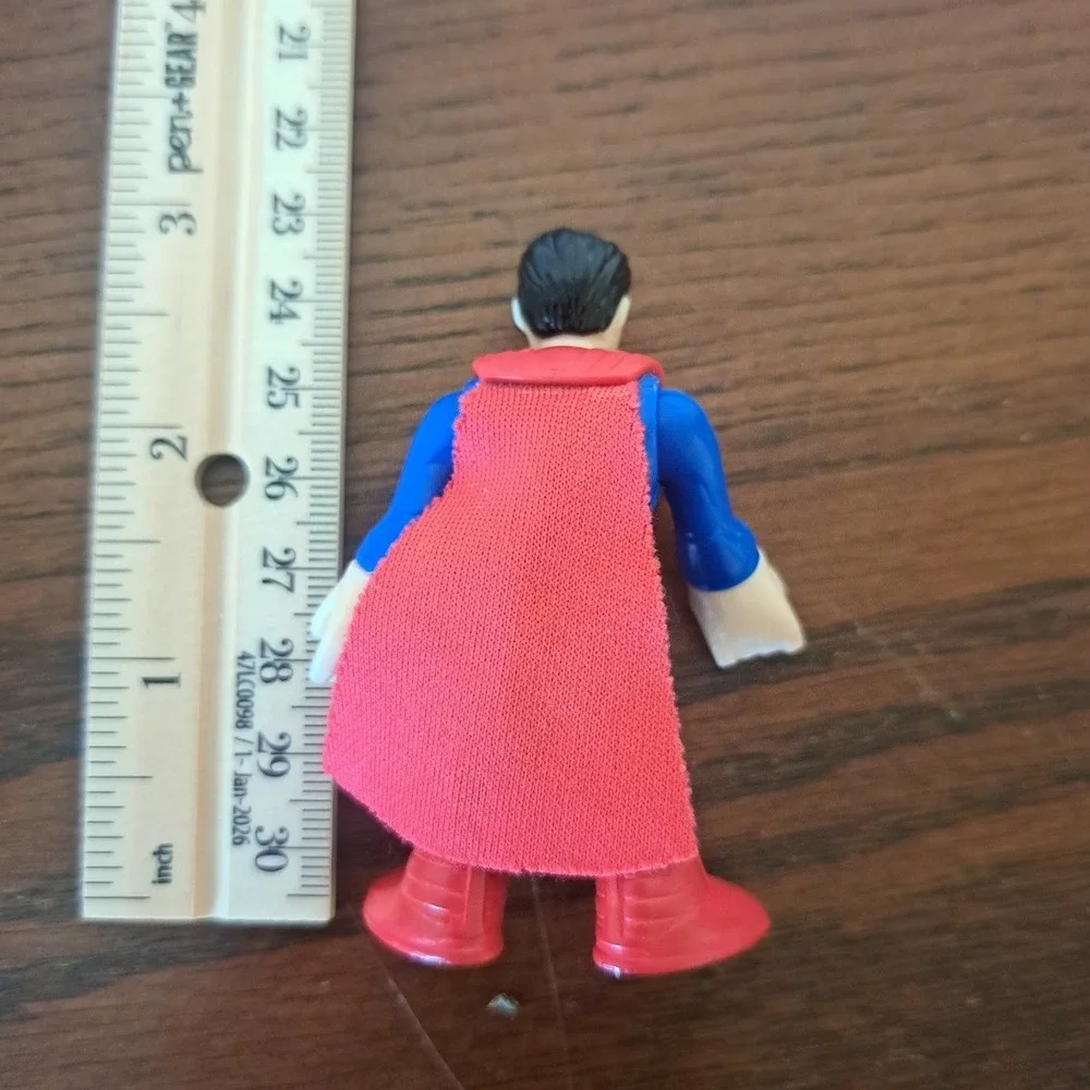 Fisher-Price Imaginext DC Super Friends Superman Action Figure with Red Cape